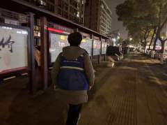 浪琴社区大气污染防治夜间巡查志愿活动