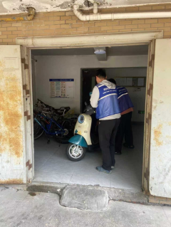 小区车辆乱停整治志愿活动
