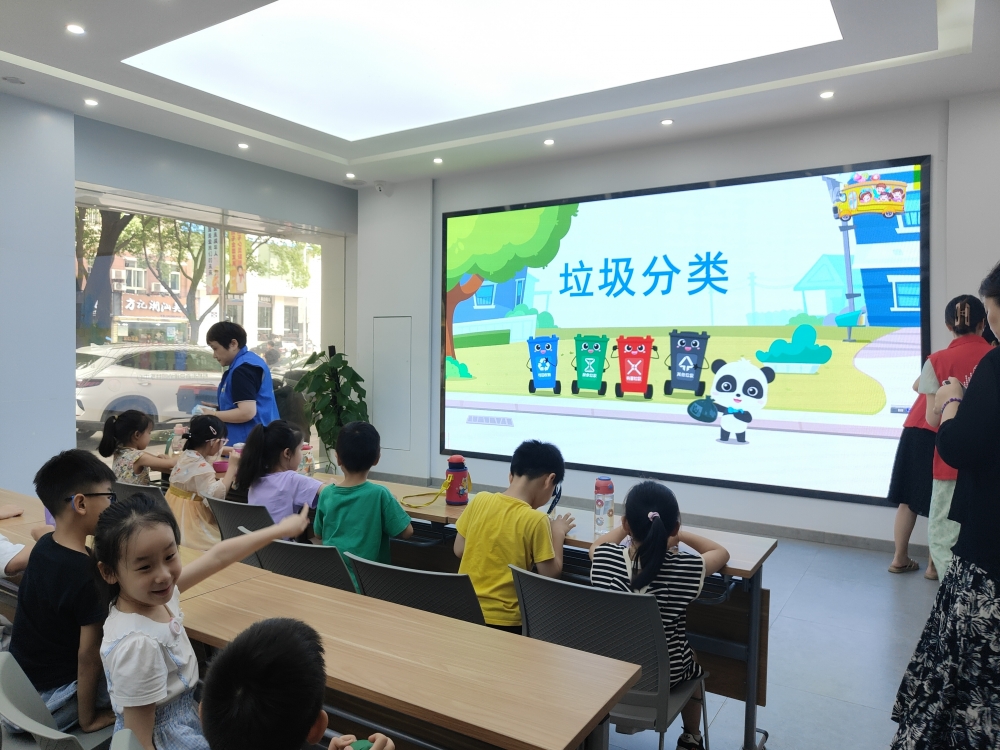 红建社区垃圾分类宣讲活动