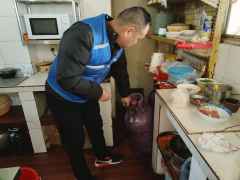 小赭村开展消防安全检查活动