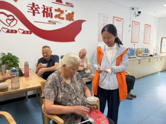 “夏日送清凉，关怀暖人心”志愿服务活动