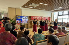 清辉照桑榆 中秋话家常