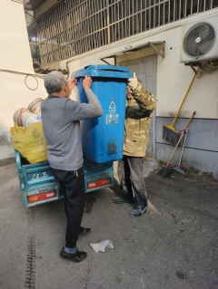 下市头社区垃圾分类撤桶志愿活动