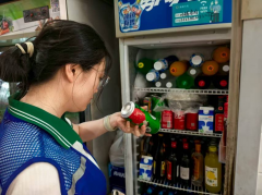 人利社区开展食品安全巡查活动