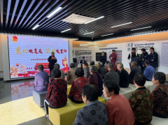 爱心映莲苑 温情暖重阳