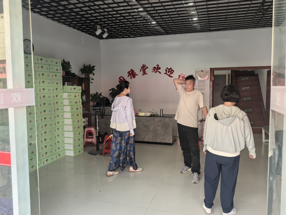 杨汛桥街道江桥社区开展消防安全检查志愿活动