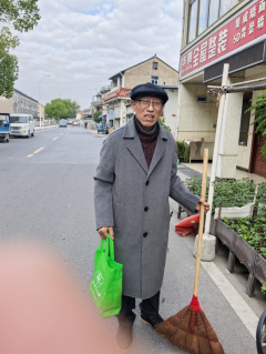 杨汛桥街道江桥社区开展低保户走访志愿活动