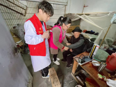 江桥社区开展义诊志愿者活动