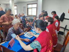 杨汛桥街道江桥社区开展义诊志愿活动