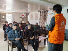 九鼎村开展卫生健康宣传