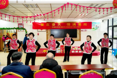 “爱在春天，情满鉴湖”爱心活动