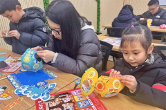 园里湖居亲子手工志愿活动