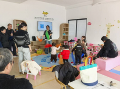 园里湖开展“大风车”幼儿志愿活动