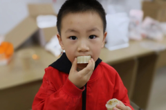 “九九重阳，步步登‘糕’—— 重阳节主题活动”