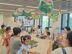 艾香传古韵 童趣闹双节 ——红旗社区端午·六一文化嘉年华