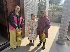 困难家庭走访慰问