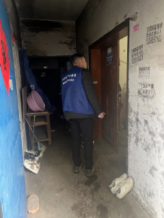 河西岸居开展出租房消防安全志愿活动