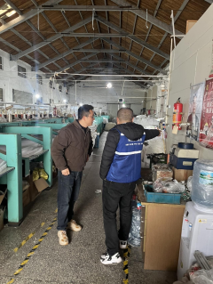 河西岸居开展消防安全检查志愿服务活动