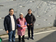 慰问低保困难户