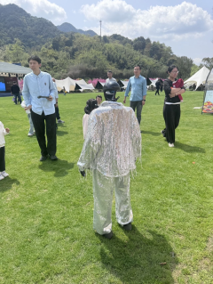 合心村童趣嘉年华：萌娃邂逅机器人