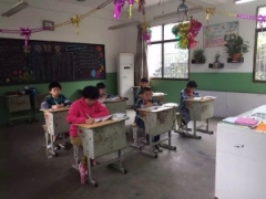 “流动的爱”——杭州D0都城大篷车走进稽东楼坞小学