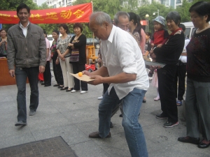 瓜渚湖社区：游园志愿活动