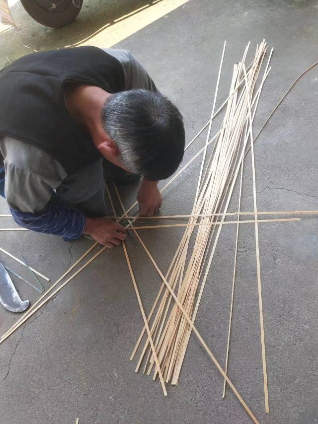 传统竹子品制作
