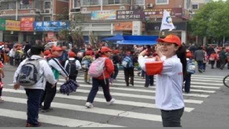 中国轻纺城小学门口交通志愿维护（第6周）